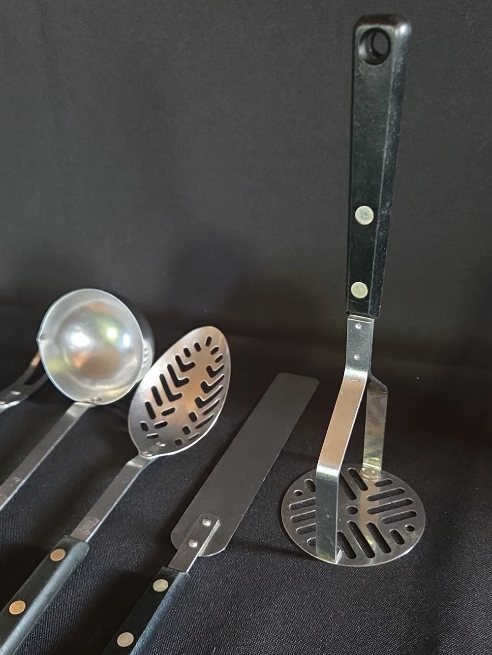 EKCO Forge 5 Piece Untensil Set